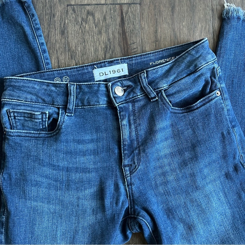 DL1961 Florence Instasculpt Cropped Jeans Size 27 Premium Denim Fit - Picture 2 of 6